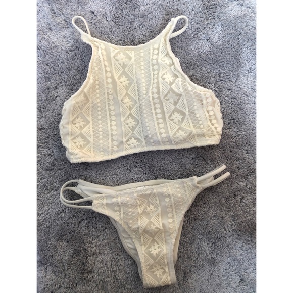 Xhilaration Other - Xhilaration White Lace Bikini Set - Top M Bottom S